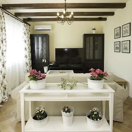 Holiday home Valeria *