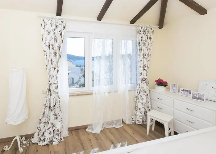 Valeria Rogoznica (Sibenik-Knin)